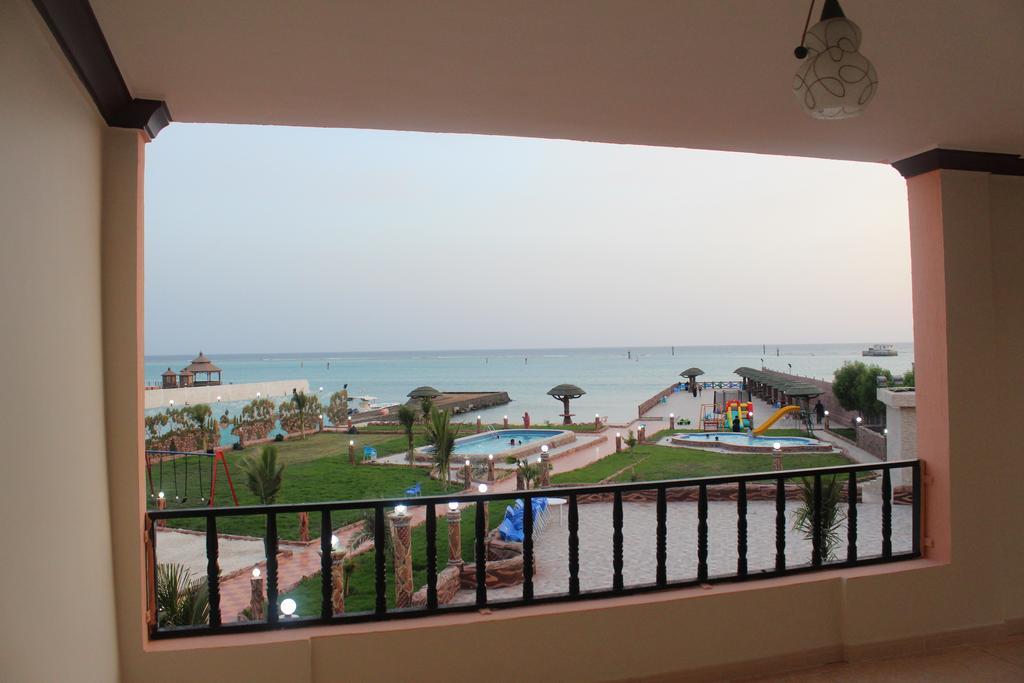 Al Tamayoz Al Raqi Resort Dzsidda Kültér fotó