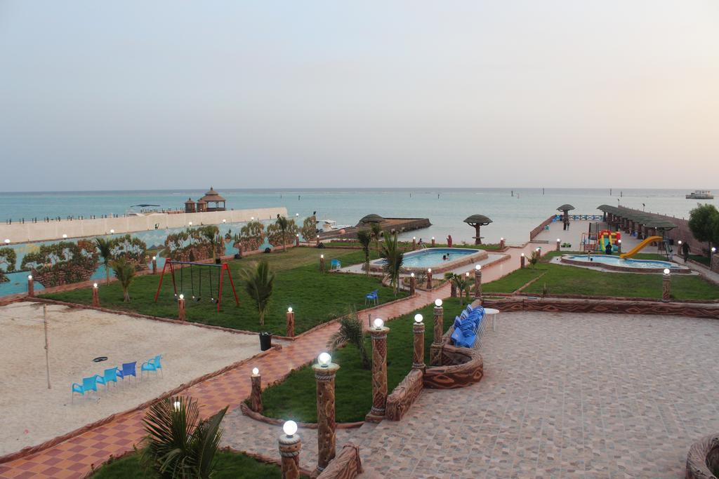 Al Tamayoz Al Raqi Resort Dzsidda Kültér fotó