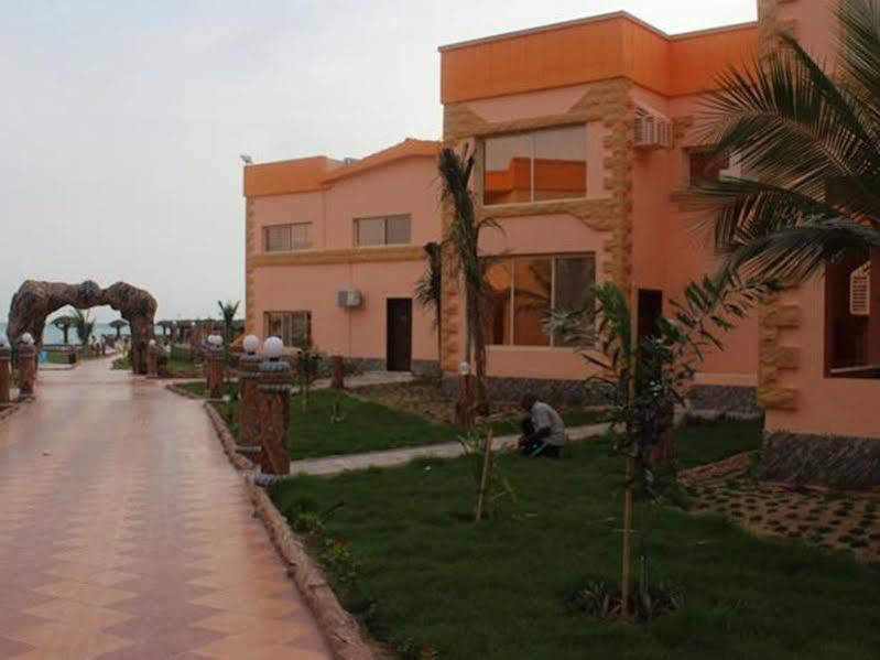 Al Tamayoz Al Raqi Resort Dzsidda Kültér fotó